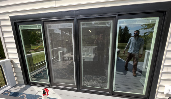 Installed sliding door